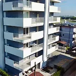 Gray Palace - Home Immobiliare Jesolo